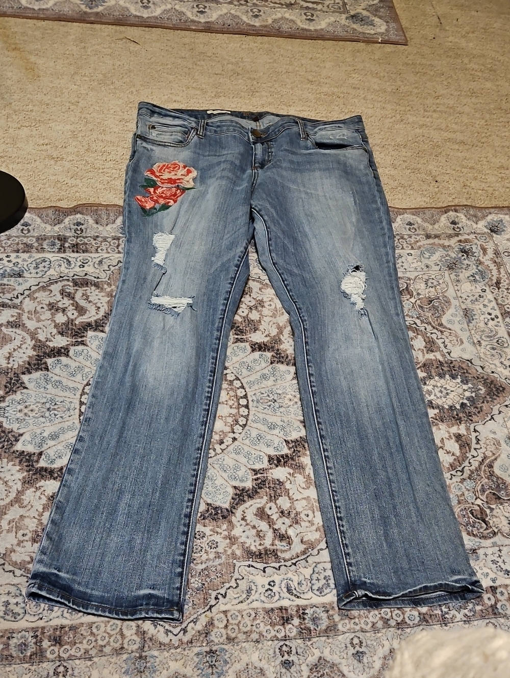 Kut from the Kloth Light Blue Distressed Boyfriend Jeans with Rose Embroidery